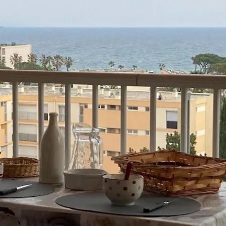 Studio Le Lavandou, Studio Flat, 2 Persons - Fr-1-308-71 Le Lavandou