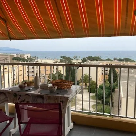 Lägenhet Studio Le Lavandou, Studio Flat, 2 Persons - Fr-1-308-71 *